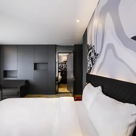 Ibis Styles Merter 5*