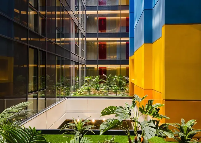 Ibis Styles Merter מלון