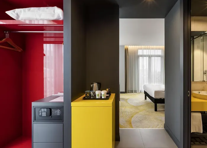 מלון Ibis Styles Merter 5*