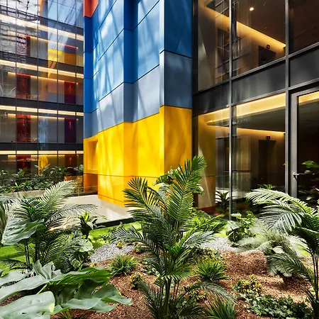Ibis Styles Merter Hotell 5*